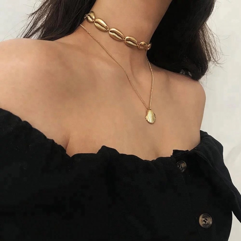 Bohemian Puka Shell Choker Necklace🌸 - Picture 2 of 7